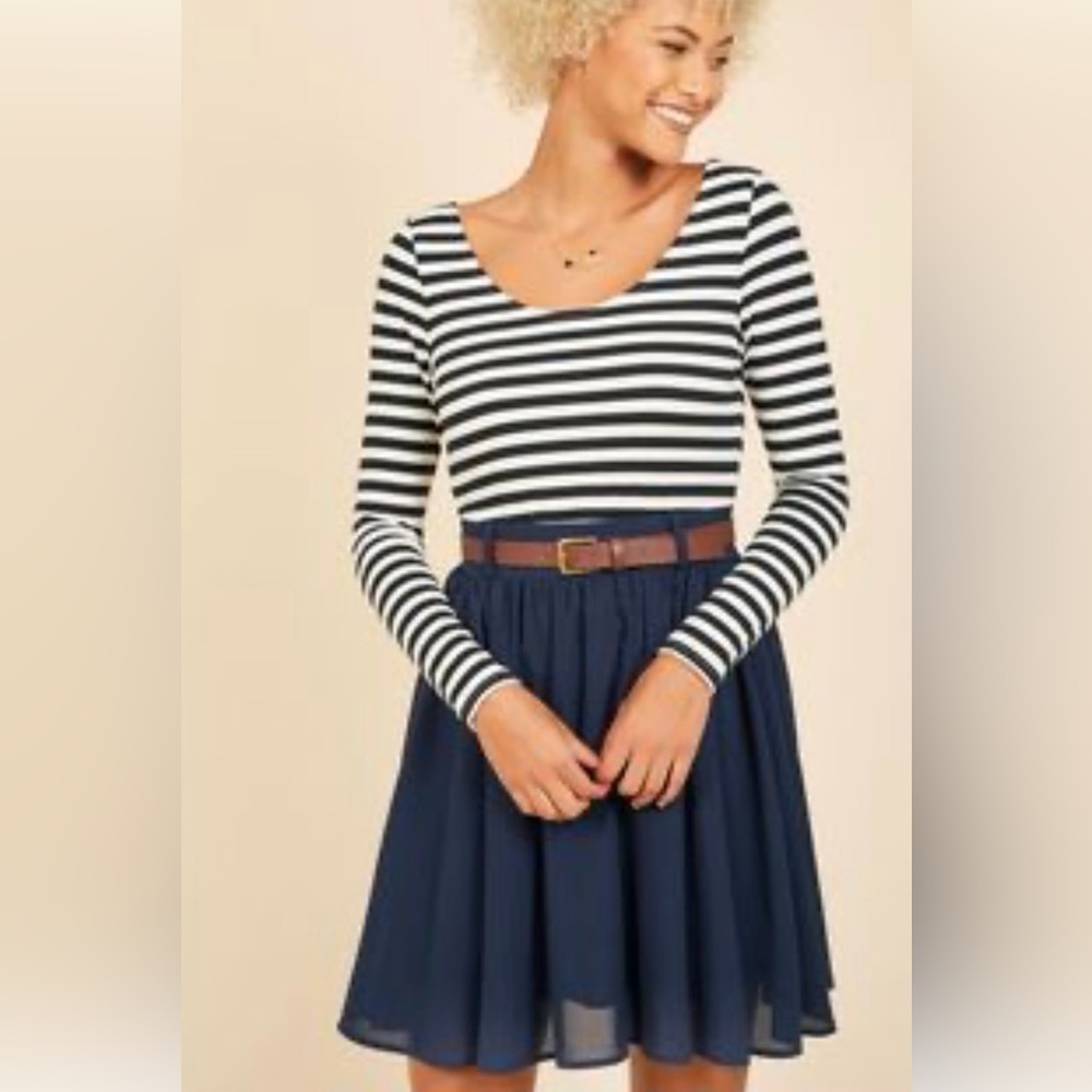 Omeya Wanshida Striped Navy Knit Georgette Nautical Scoop‎ Dress